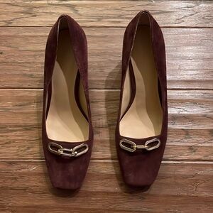 Ann Taylor Chain High Block Heel Suede Burgundy Pumps Size 8